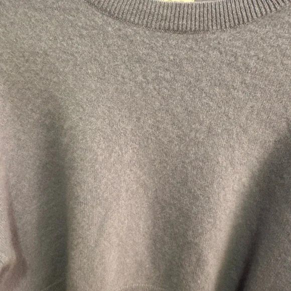 100% Cashmere Sweater - Picture 5 of 6